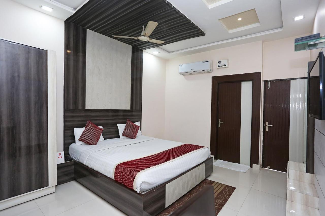 Oyo 3202 Hotel Gayatri Residency Agra  Exterior foto