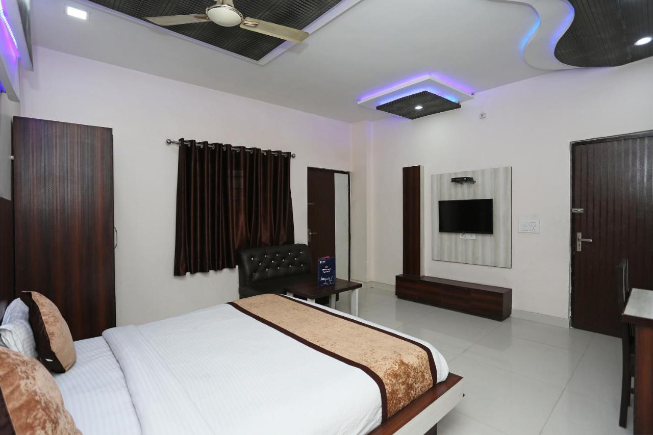 Oyo 3202 Hotel Gayatri Residency Agra  Exterior foto