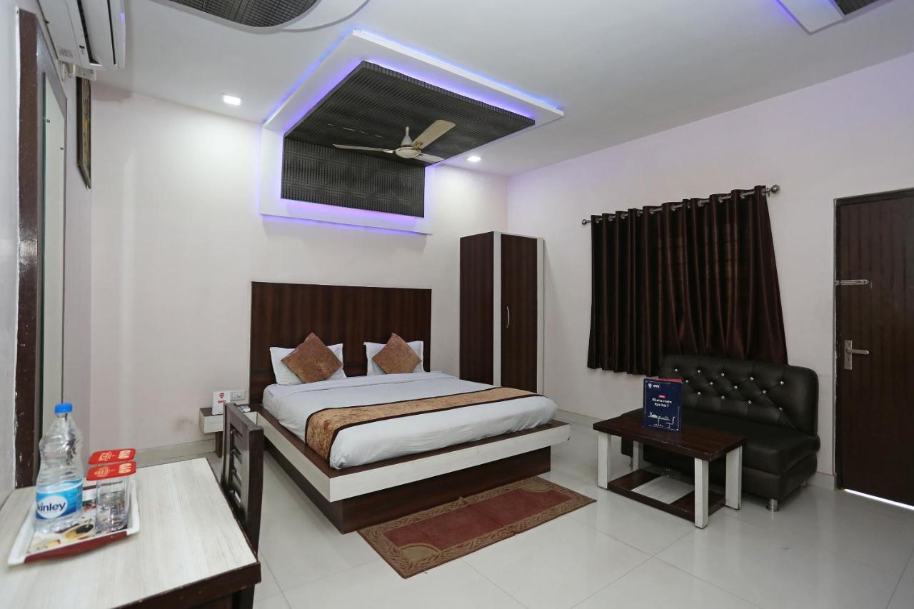 Oyo 3202 Hotel Gayatri Residency Agra  Exterior foto